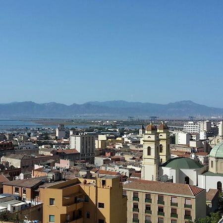 Al Castello Apartment Cagliari Luaran gambar