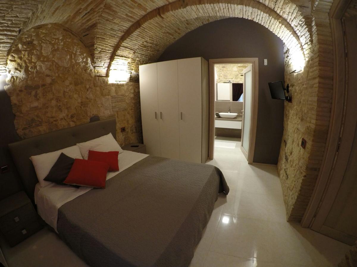 Al Castello Apartment Cagliari Luaran gambar